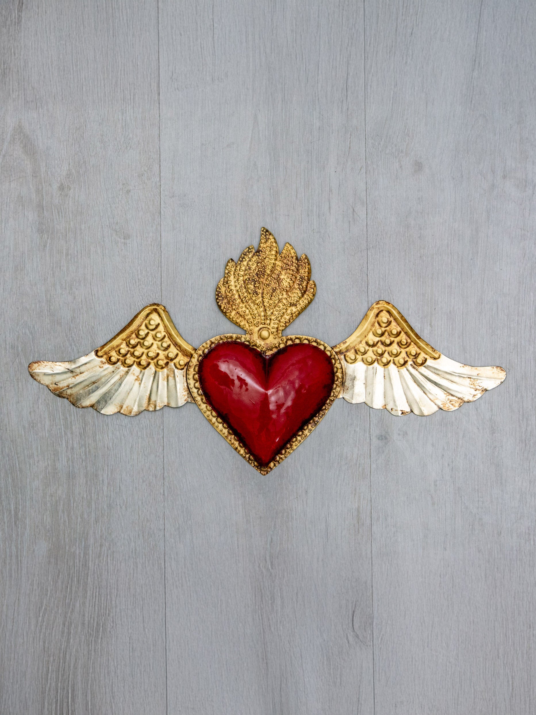 Corazón de llama punteada