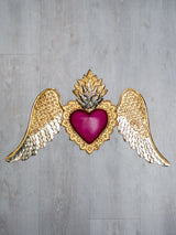 Corazón alado abajo doble flama