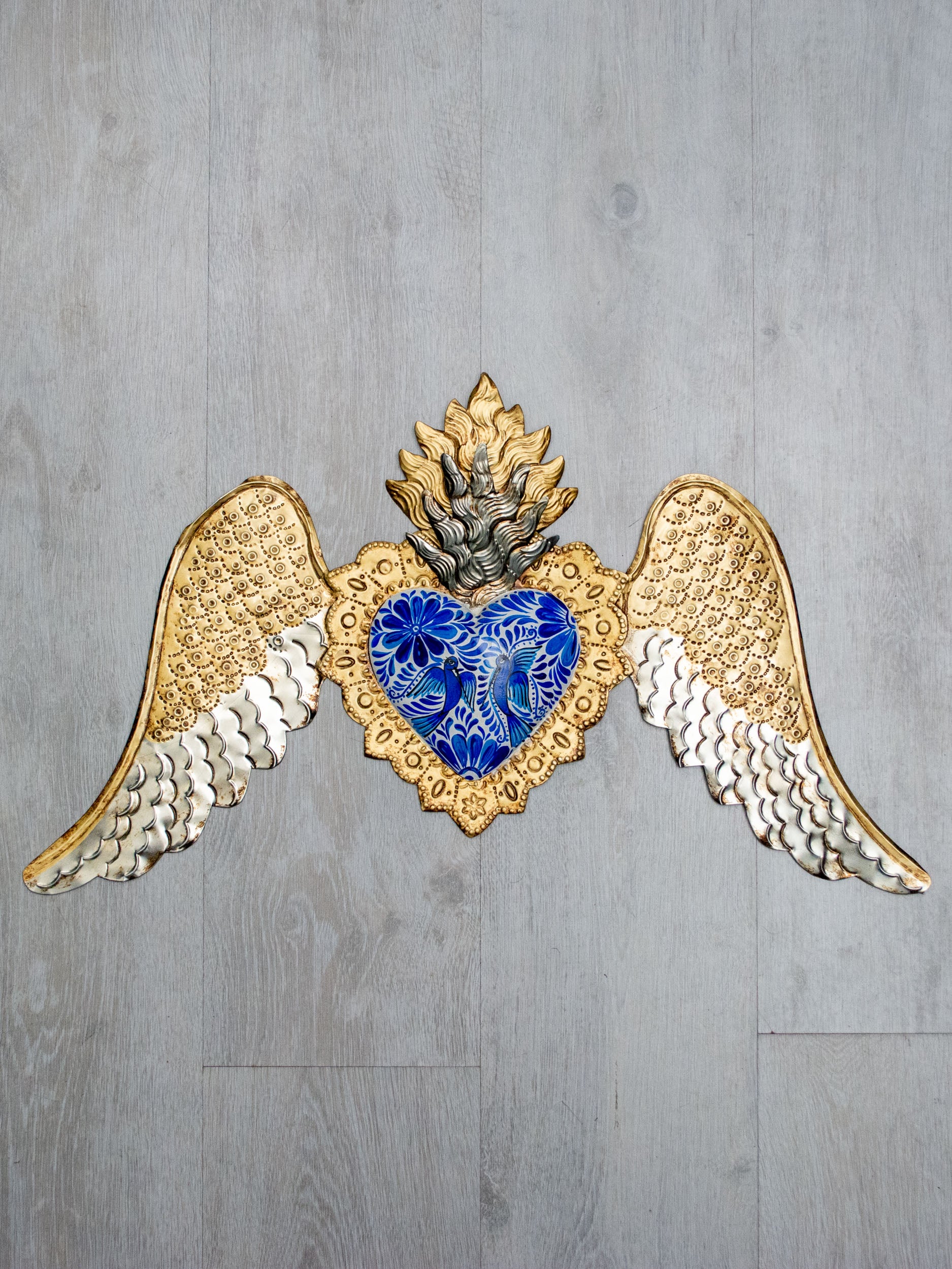 Corazón alado abajo doble flama Talavera
