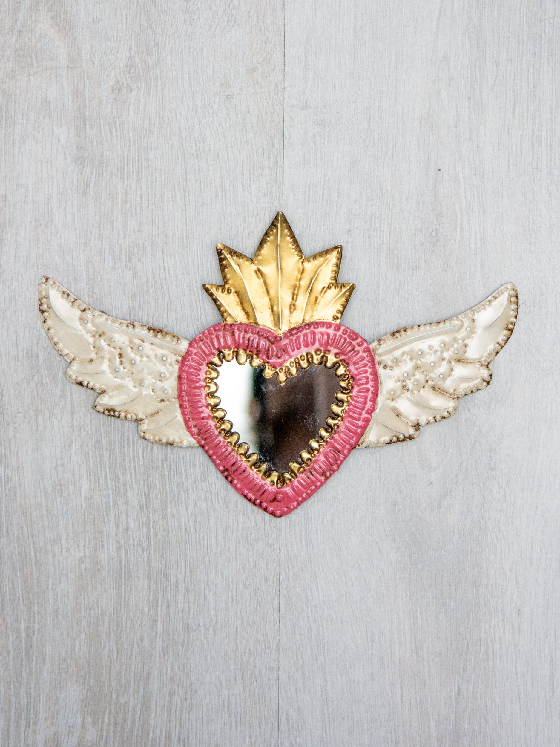 Corazón alado con espejo chico