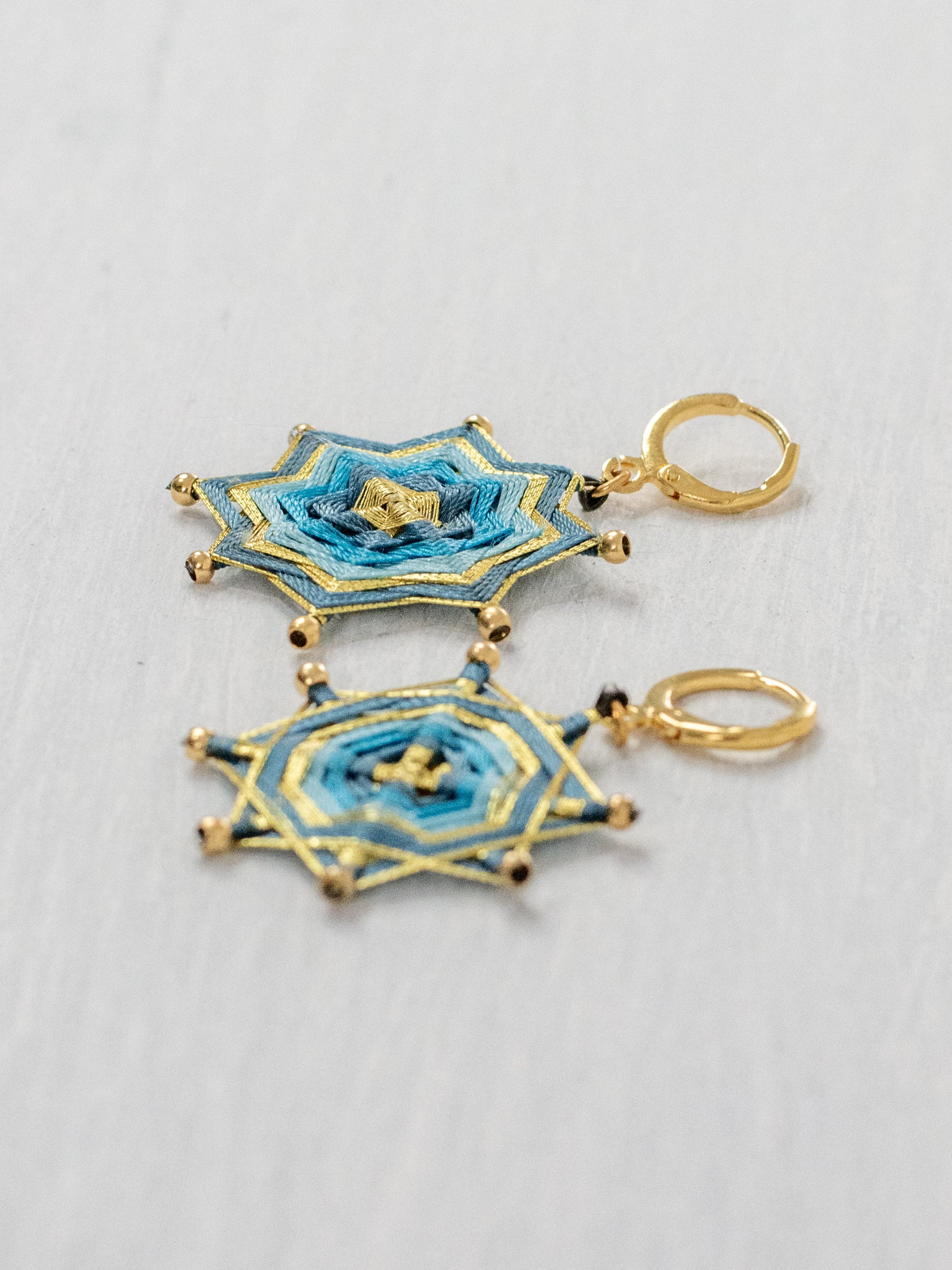Aretes mandala estrella chicos