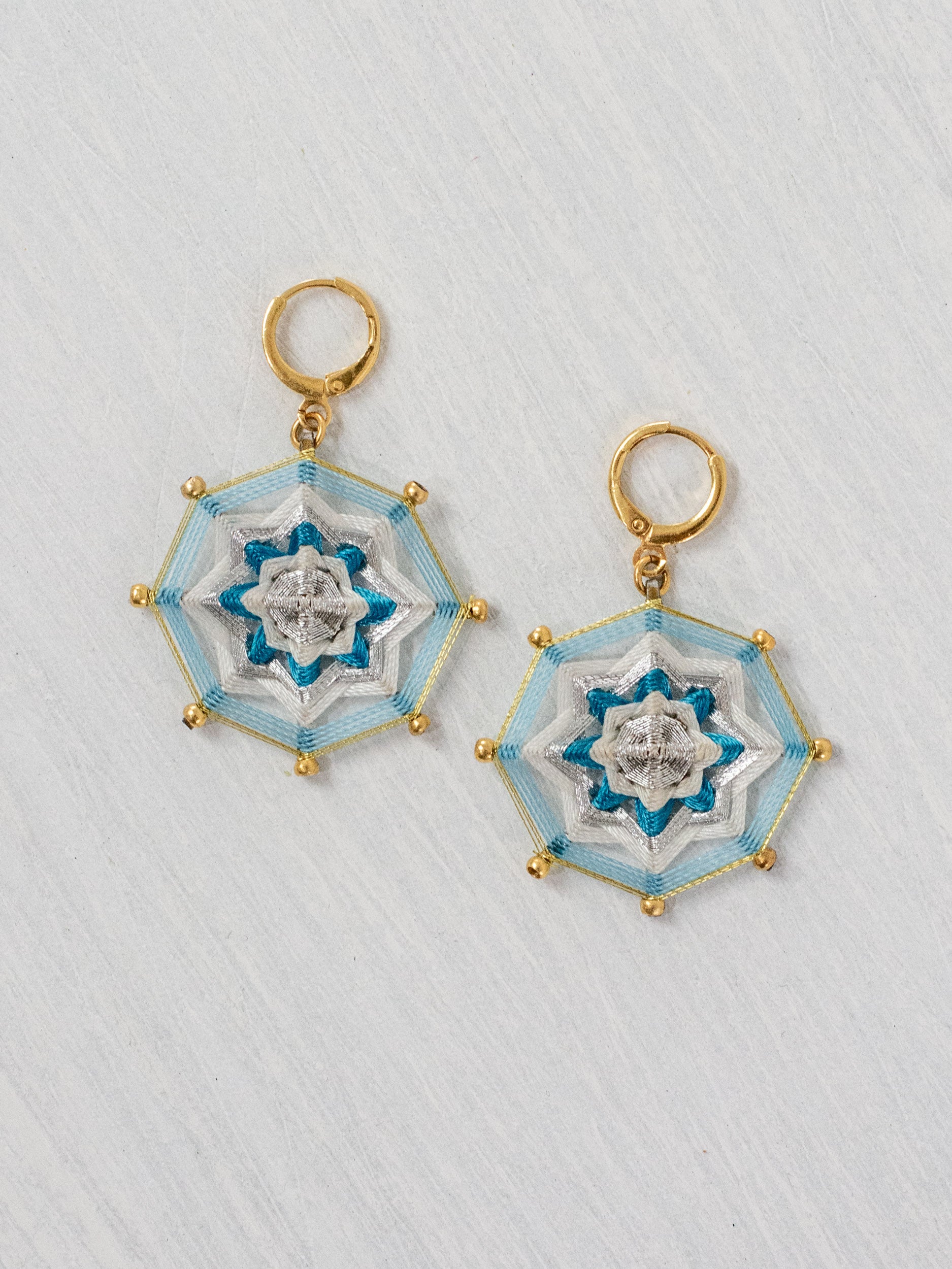 Aretes mandala octagonal chicos