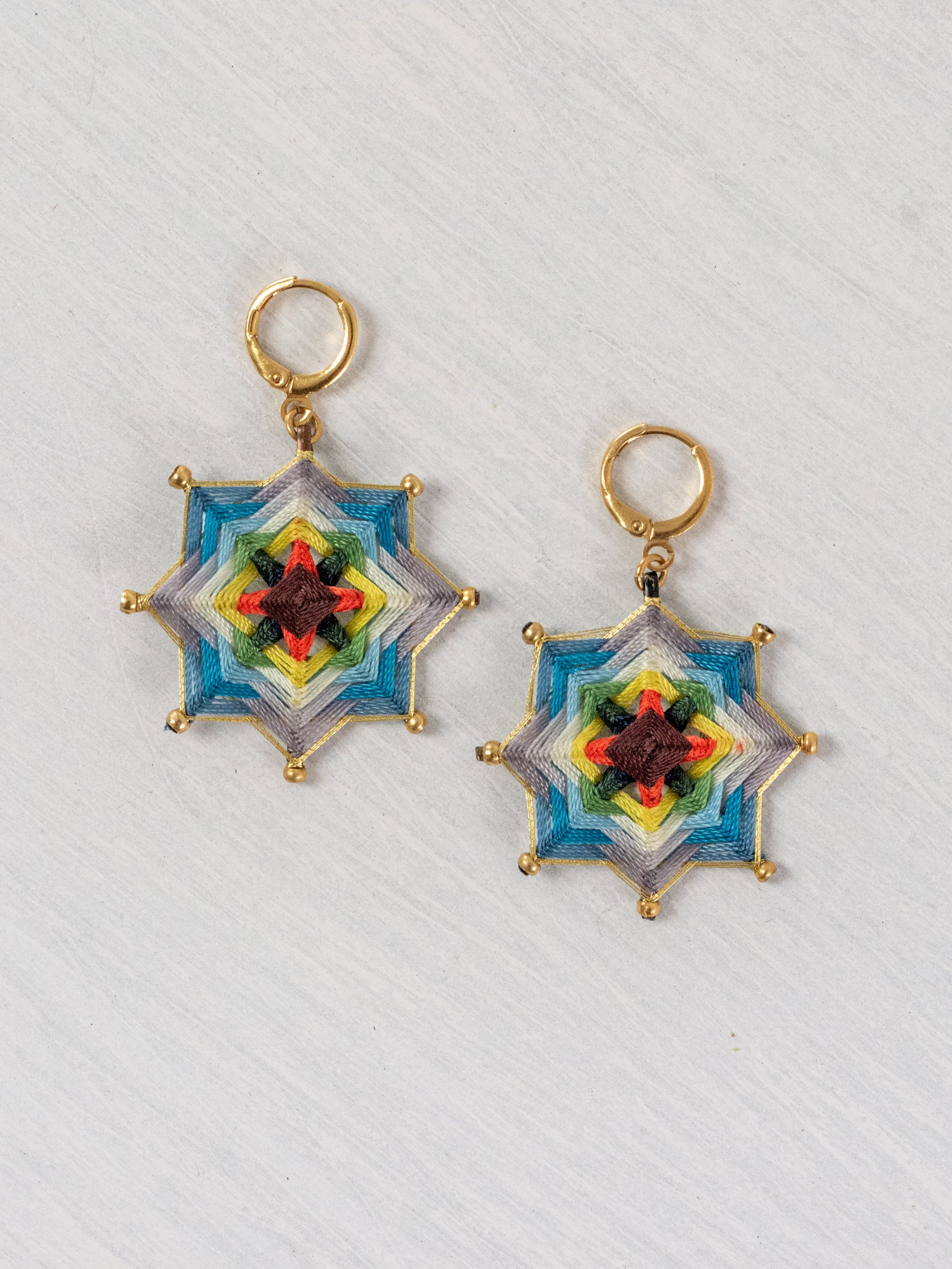Aretes mandala estrella chicos