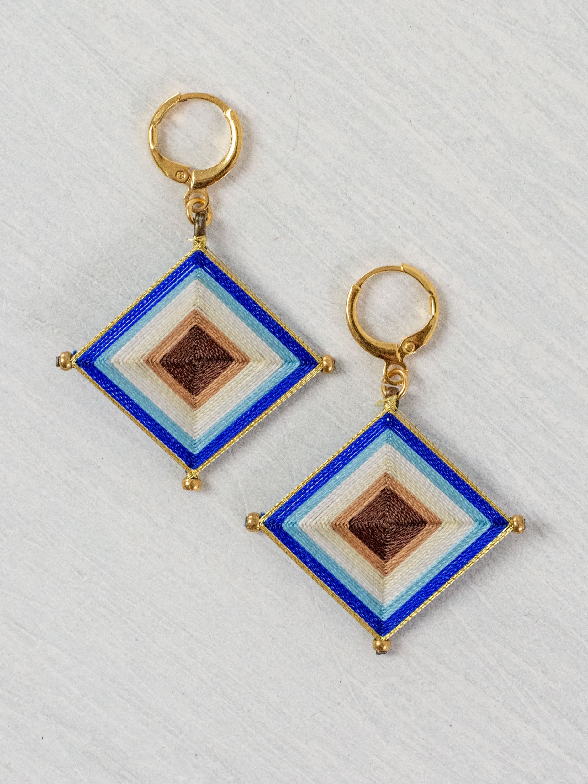 Aretes ojos de dios