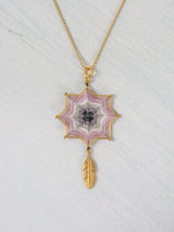 Collar mandala estrella con pluma grande
