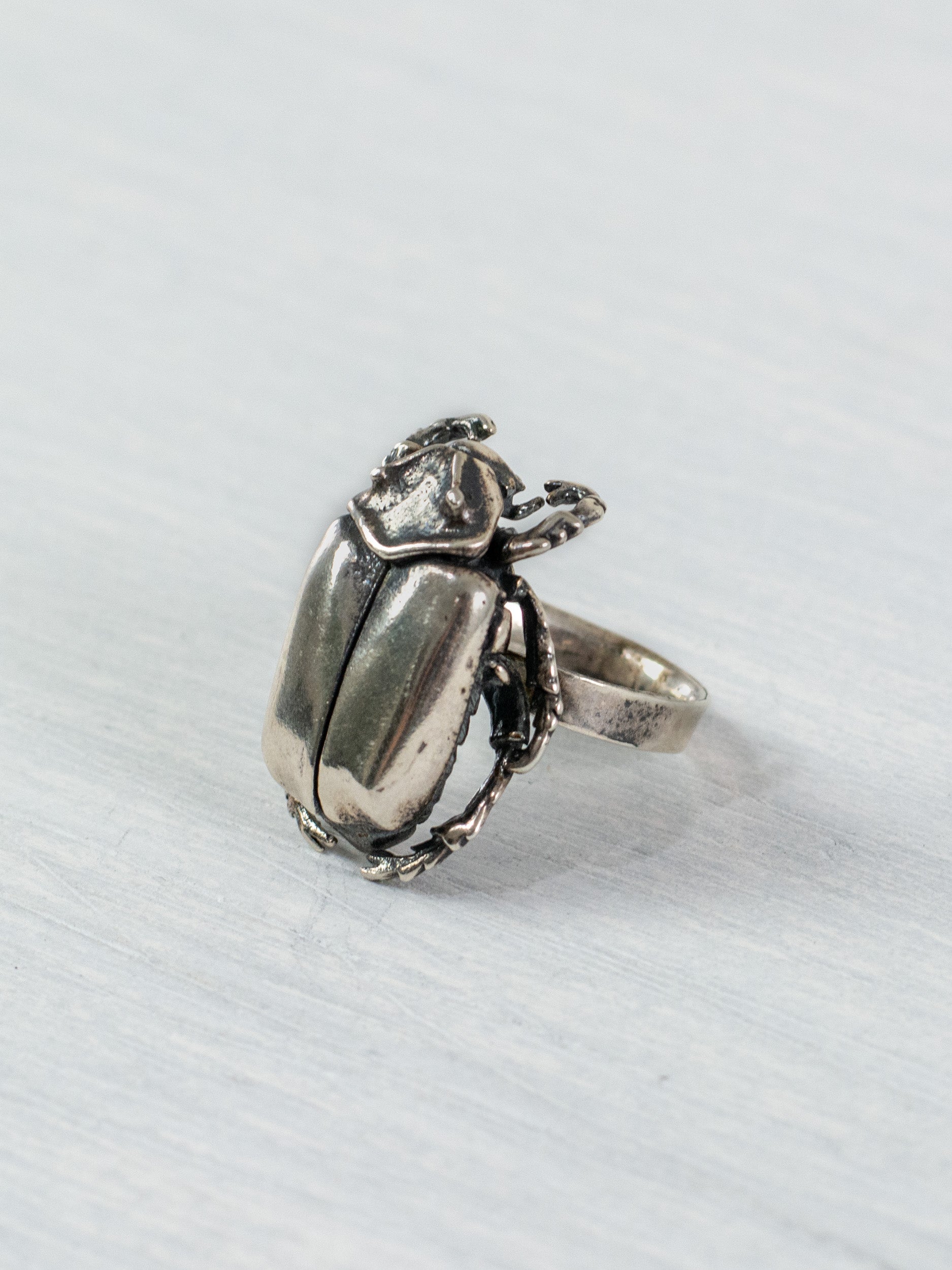 Anillo escarabajo grande