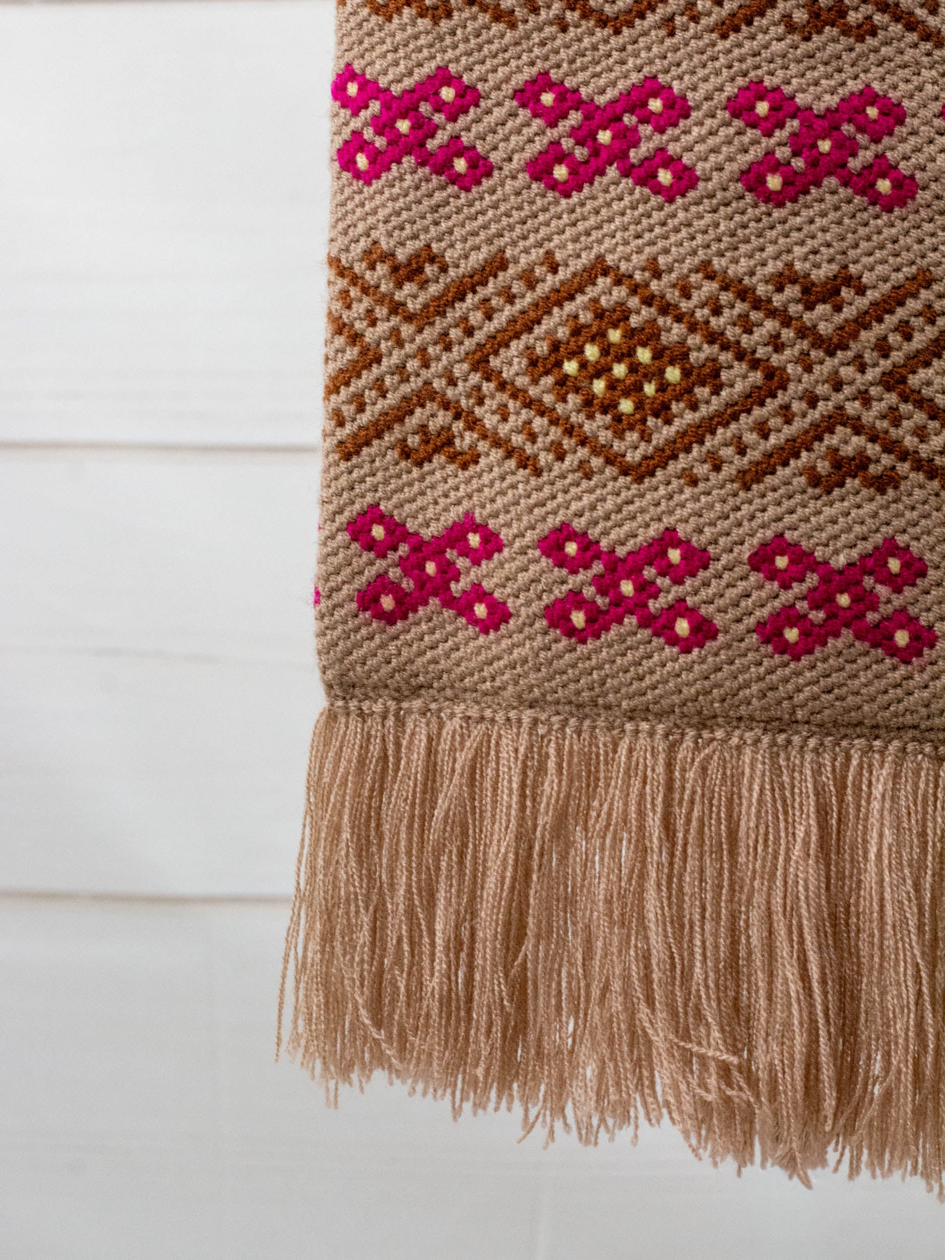 Bolsa boho de Chiapas con flecos