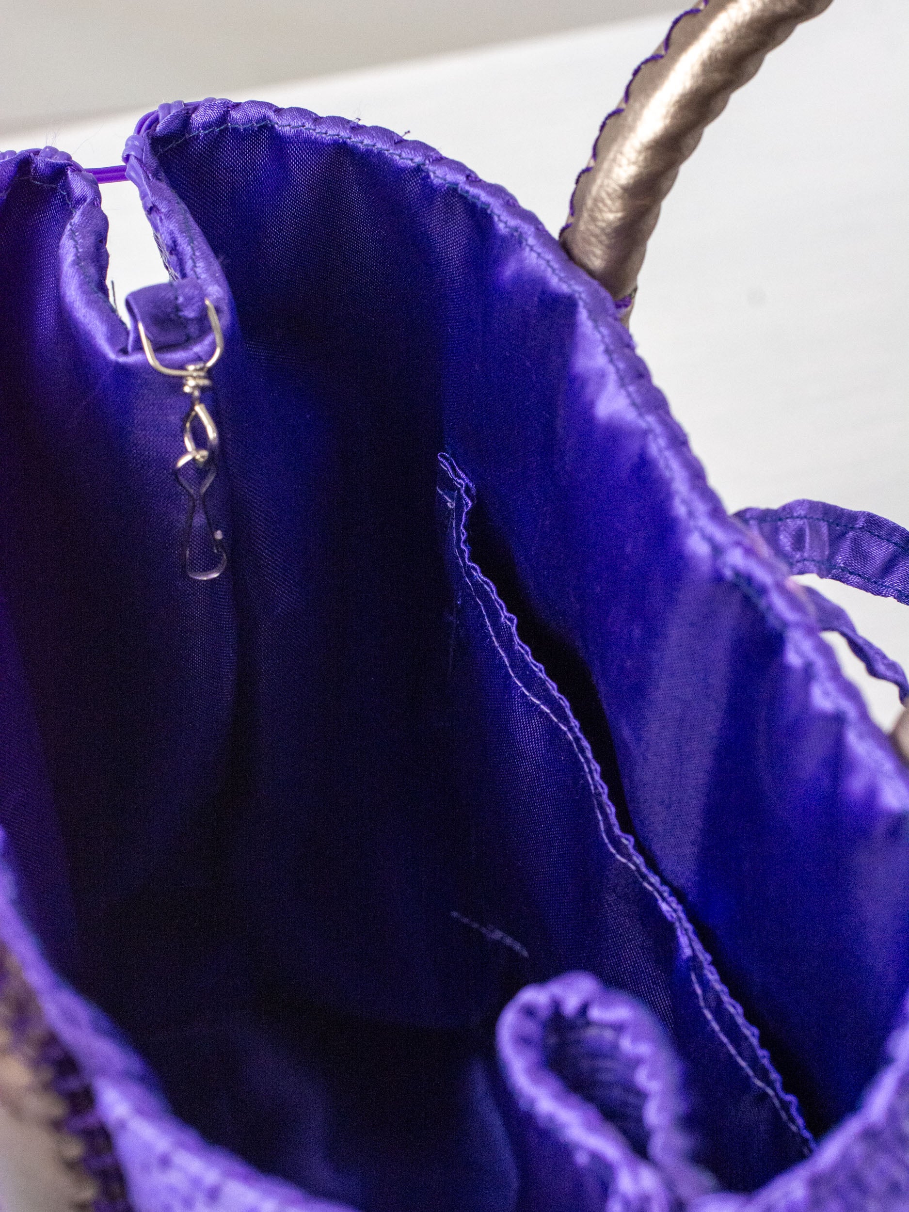 Bolsa artesanal corazón milagro mediana