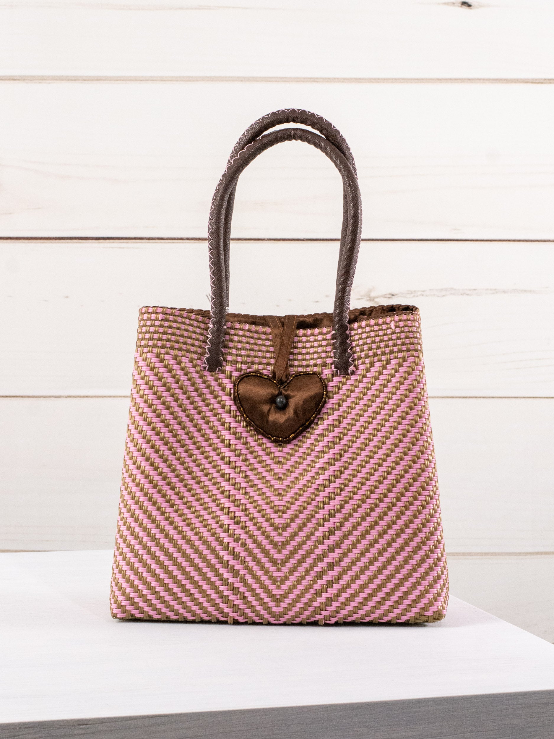 Bolsa artesanal corazón milagro mediana