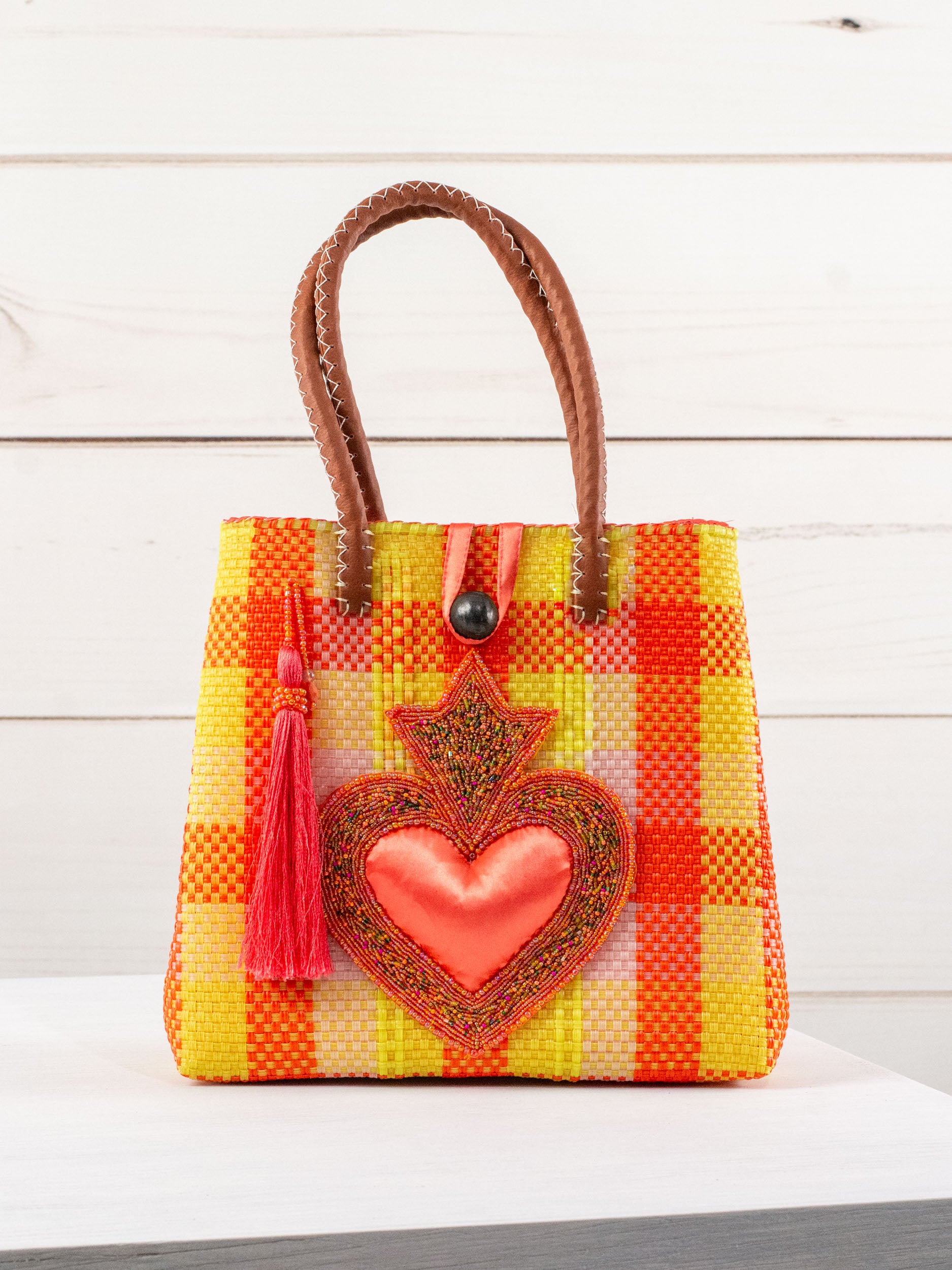 Bolsa artesanal corazón milagro mediana