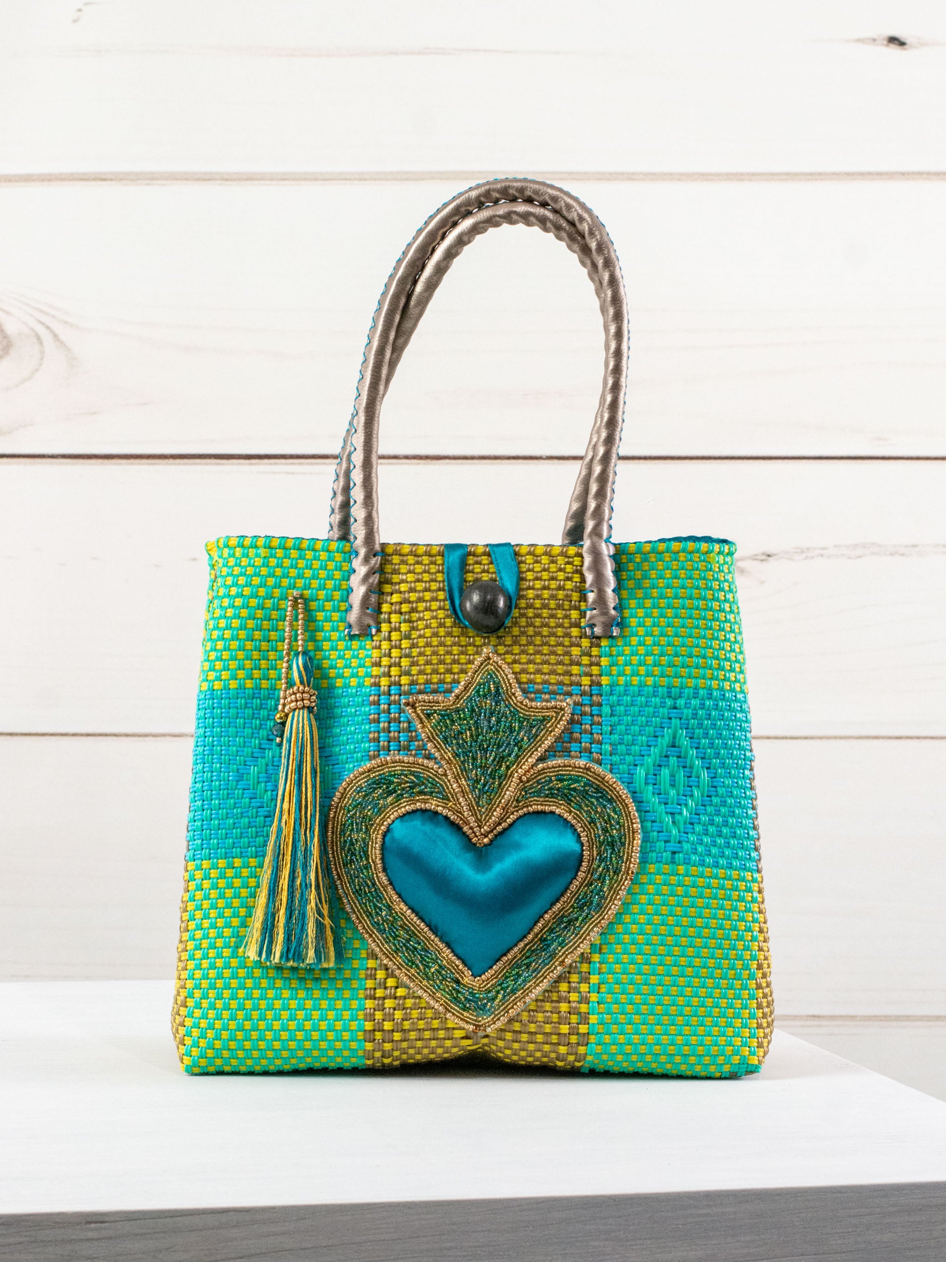 Bolsa artesanal corazón milagro mediana