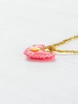 Collar corazón bordado mini