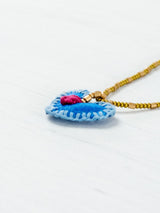 Collar corazón bordado mini