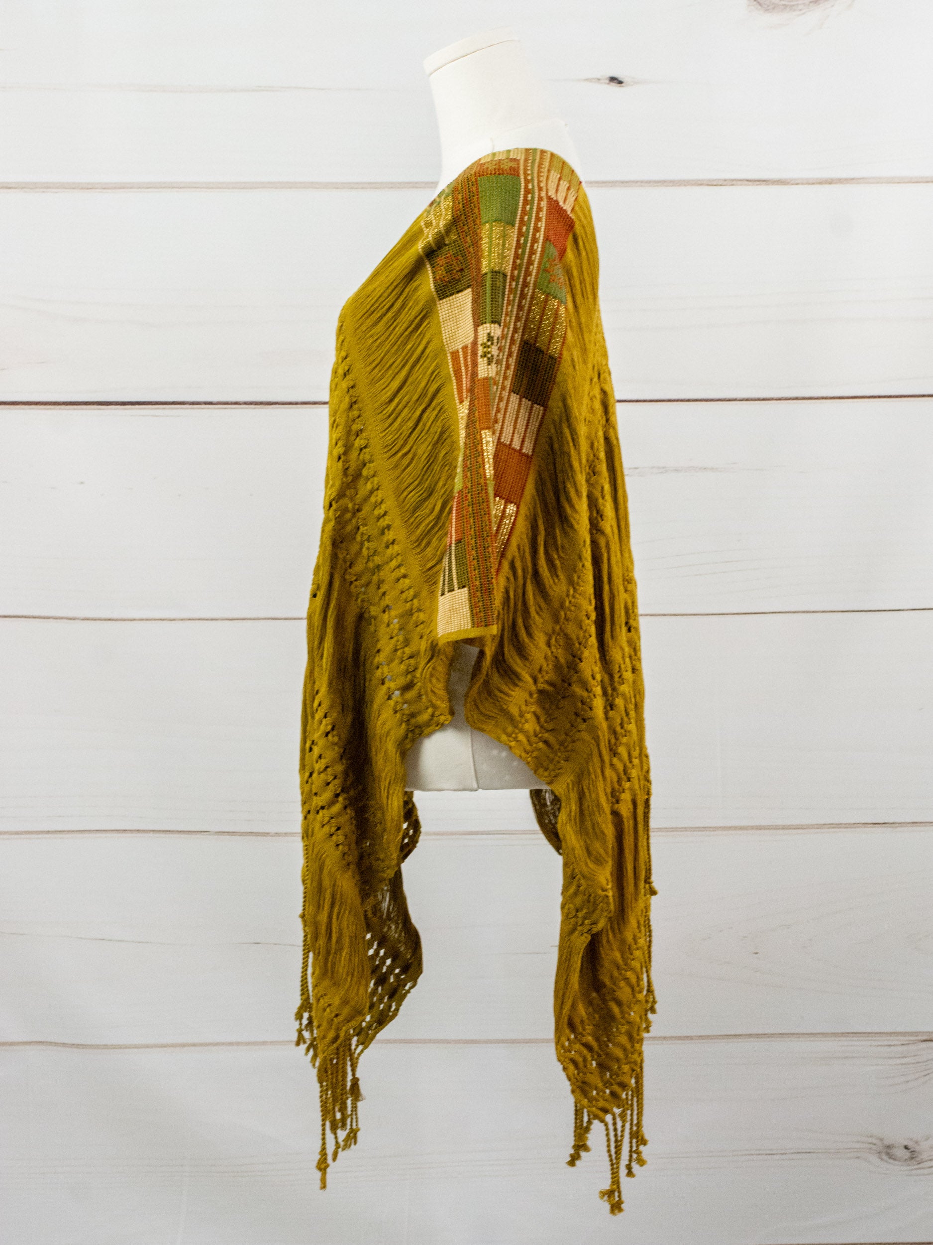 Poncho largo todos deshilados Chiapas
