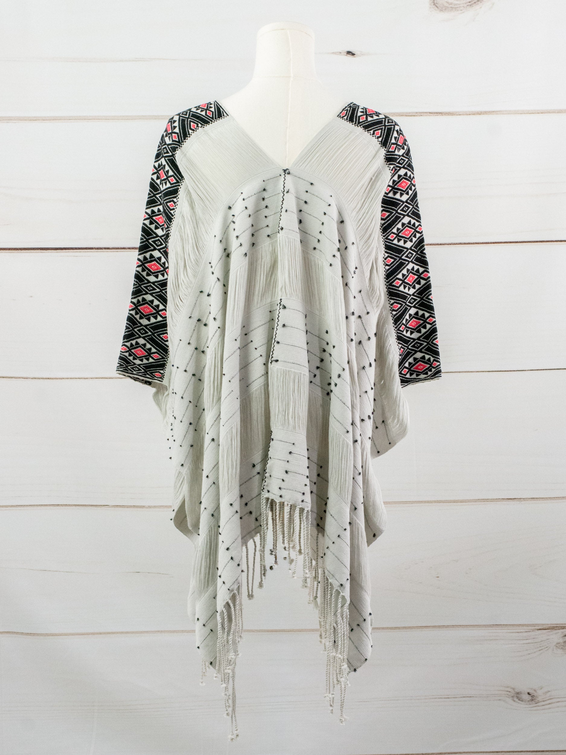Poncho largo tres líneas deshiladas Chiapas