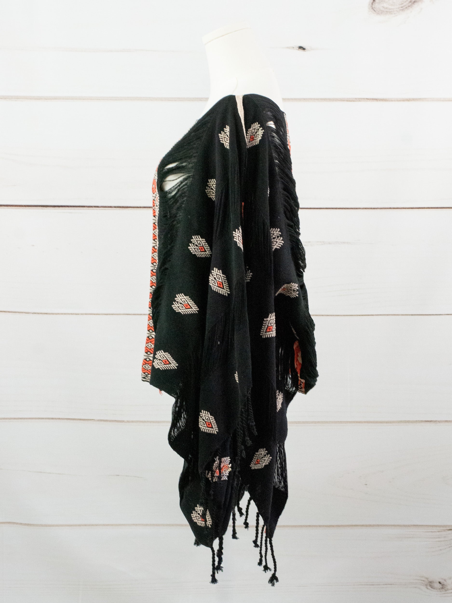 Poncho largo tres líneas deshiladas Chiapas