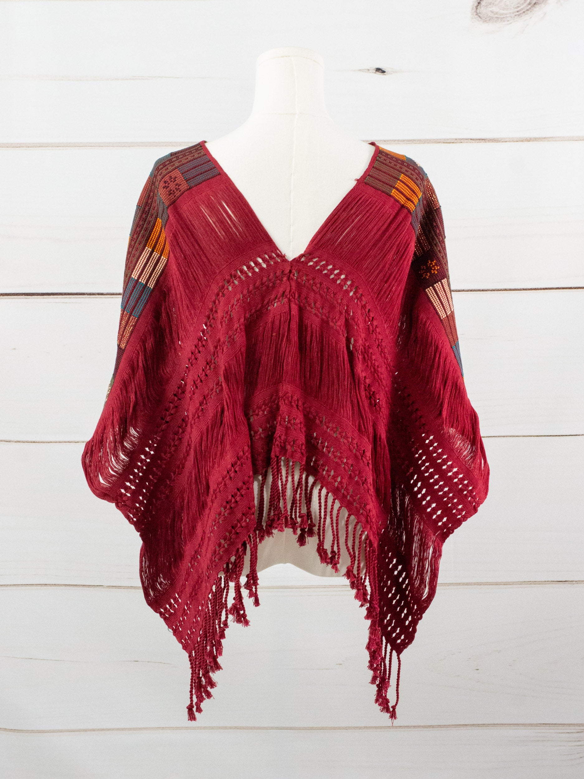 Poncho corto todos deshilados Chiapas