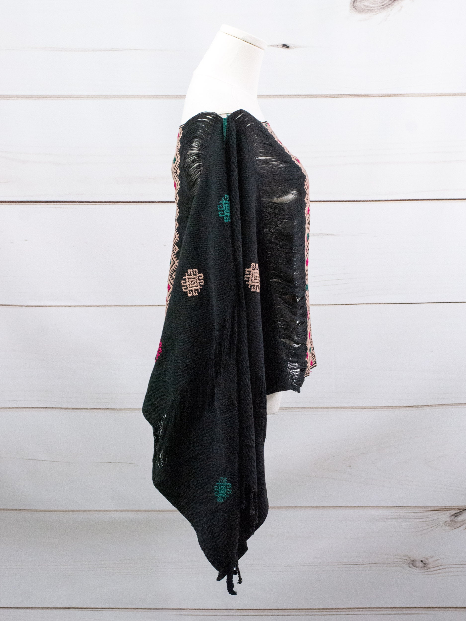 Poncho largo tres líneas deshiladas Chiapas