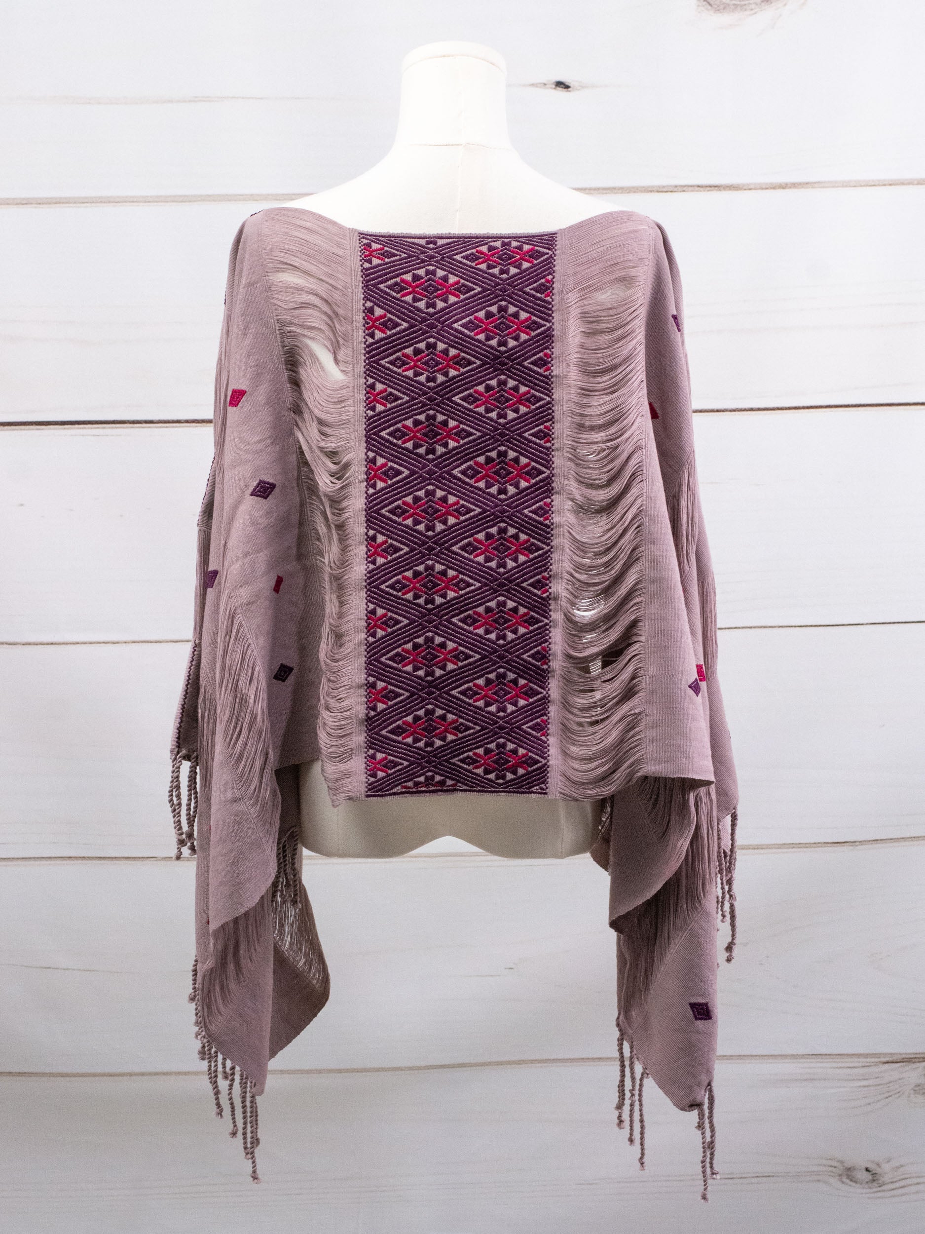 Poncho largo tres líneas deshiladas Chiapas